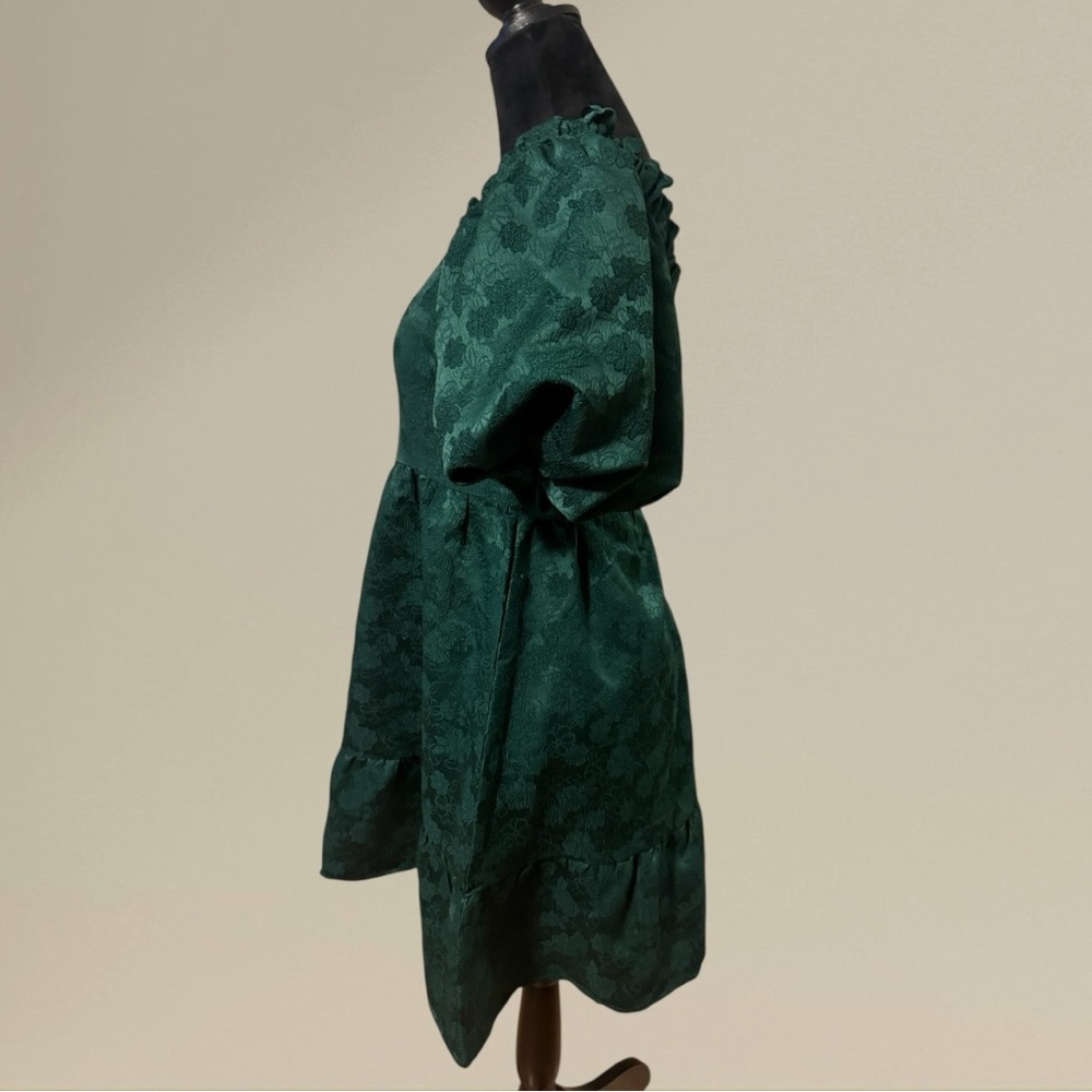 Elegant Green Mini Dress - Picture 3 of 6